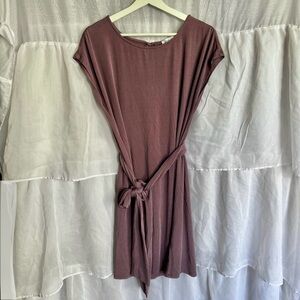 Grace & Lace Key Hole Dress